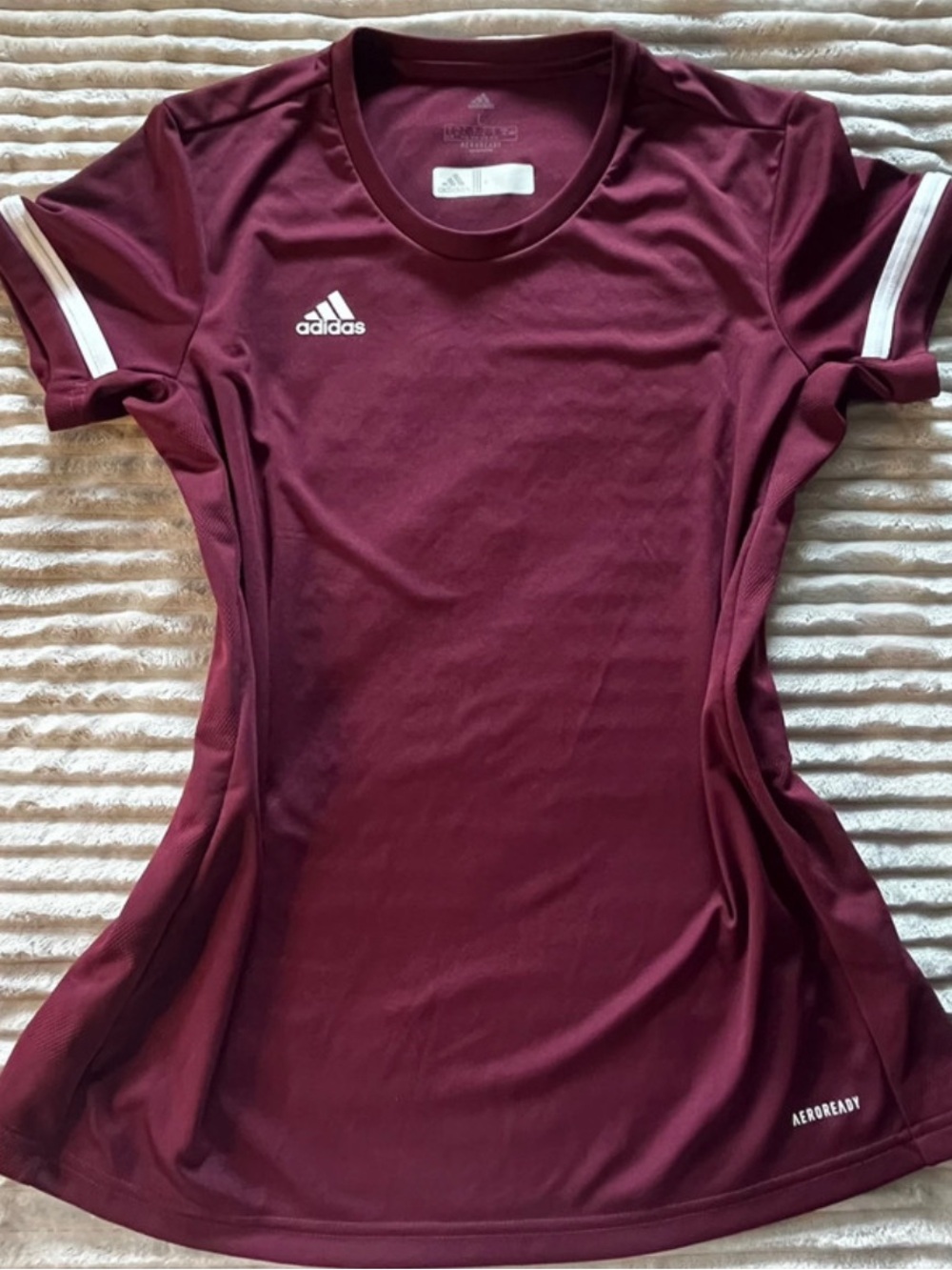 Adidas Maroon AEROREADY Short Sleeve Sport Top ♡